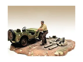 4X4 Mechanic Figure 3 for 1/18 Scale Models by American Diorama