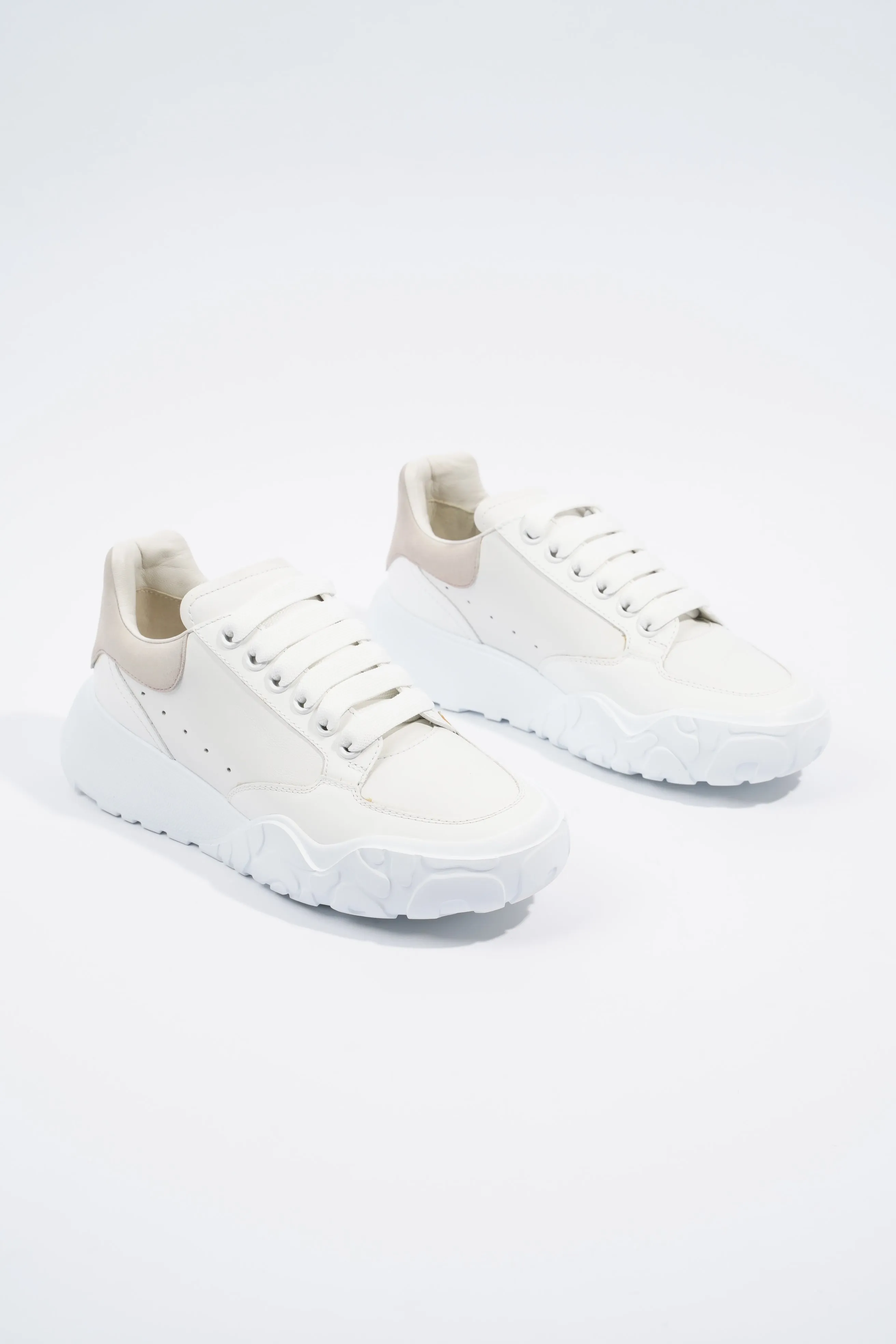 Alexander McQueen Court Sneaker White / Nude Tab EU 37.5 / UK 4.5