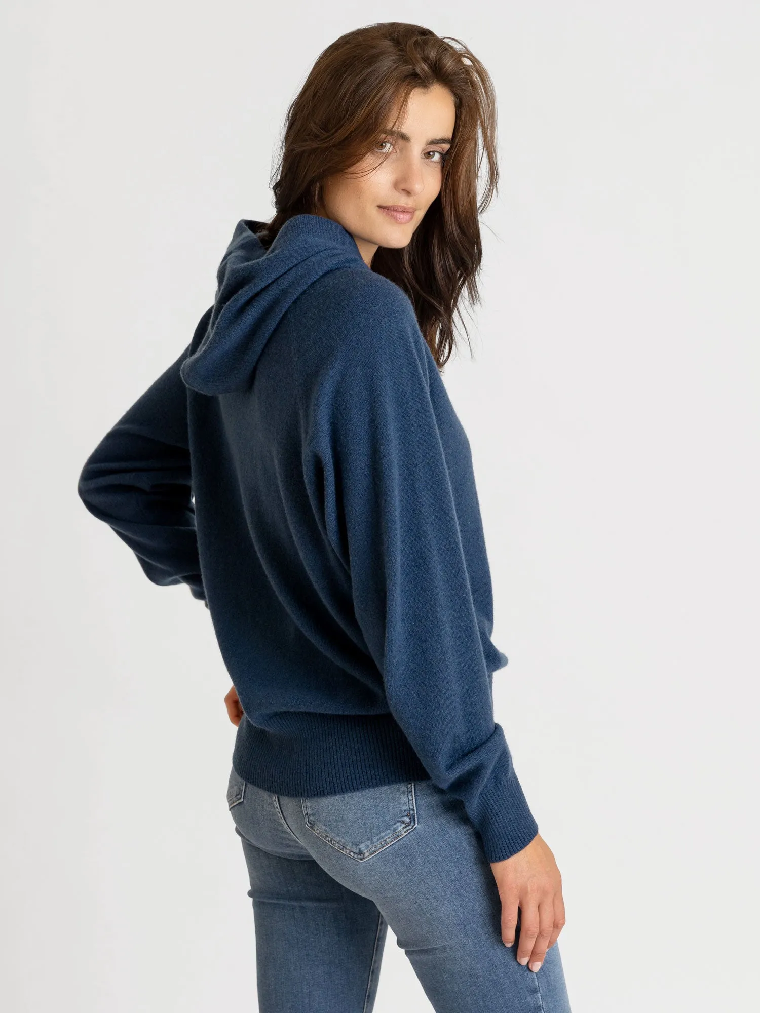 Cashmere sweater "Lux Hoodie" - mountain blue