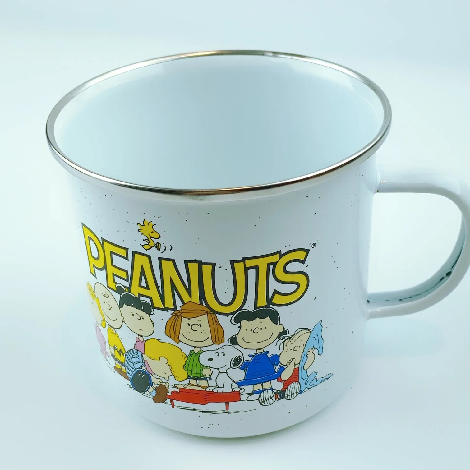 Peanuts Charlie Brown & Friends 'Snoopy and the Gang' Enamel Big Coffee Mug Cup 21 oz - White