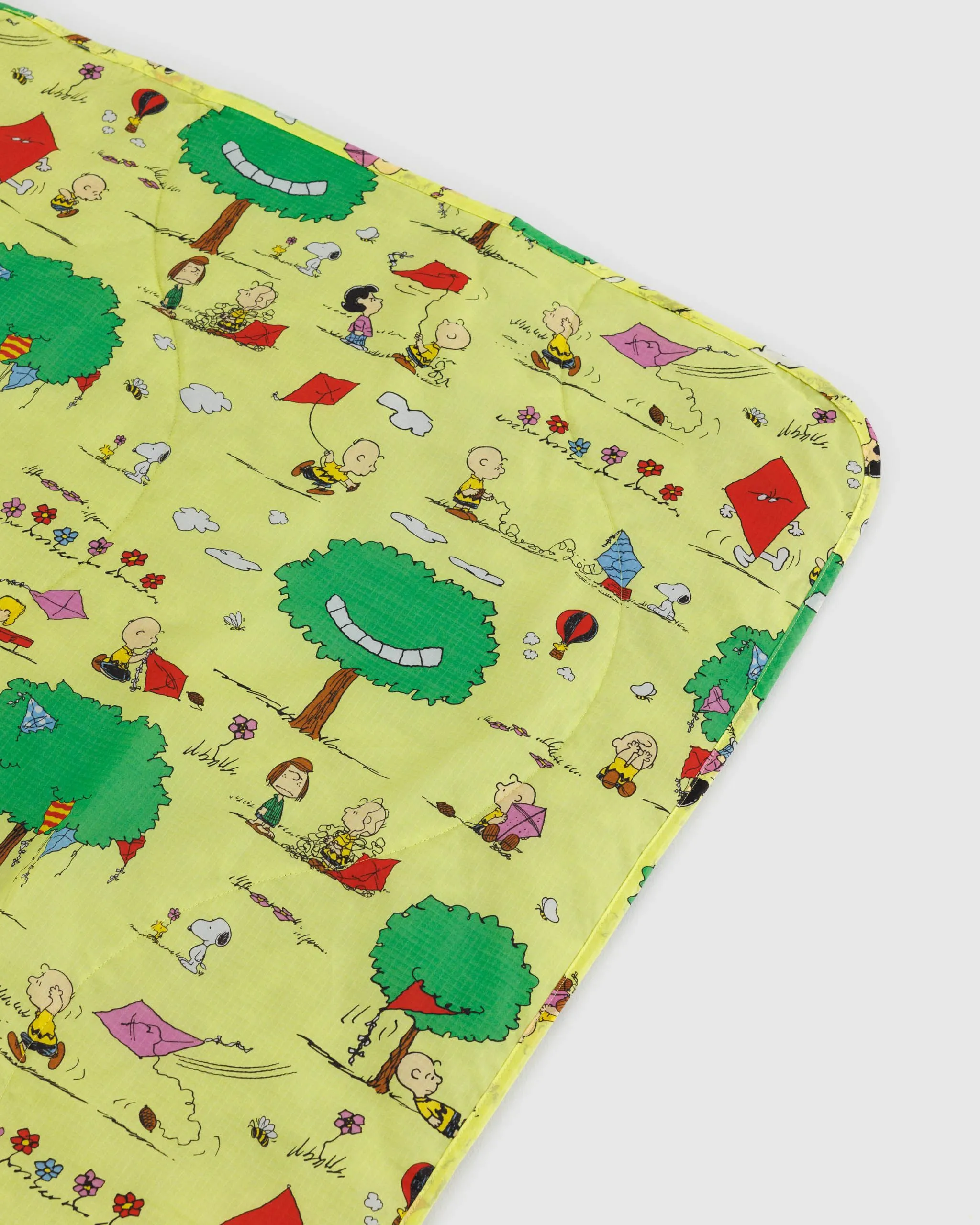 Puffy Picnic Blanket - Kite Eating Tree